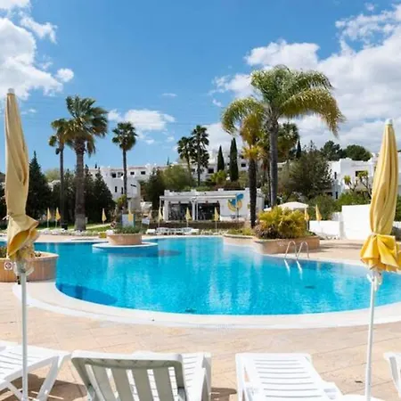 Club Pool Apartment